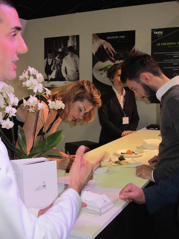 First change Euro in Ducato, then pay , then finally eat!