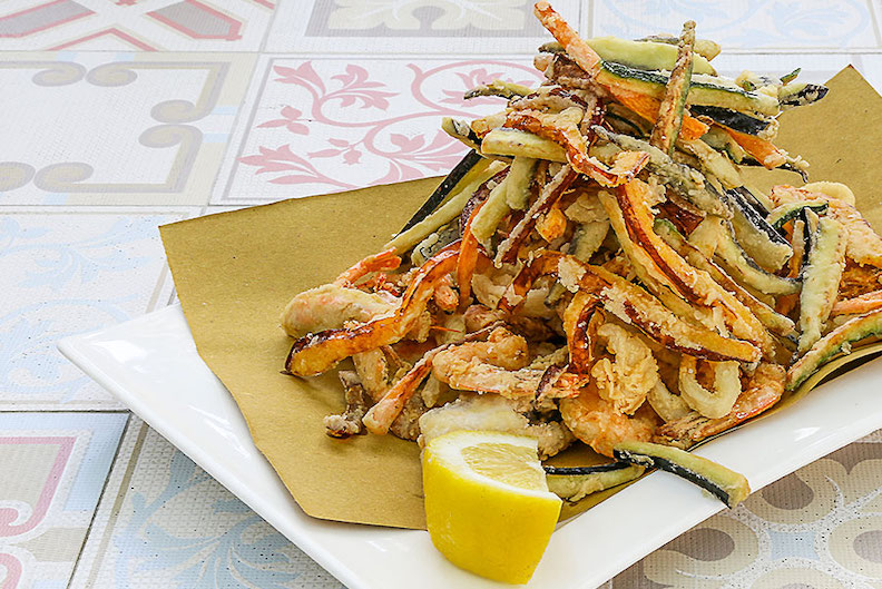 This image has an empty alt attribute; its file name is 1494597783.jpg